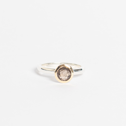 ANILLO CELLINI PLATA CON ORO Y TOPACIO FUMÉ