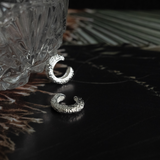 EARCUFF RUGOSO PLATEADO