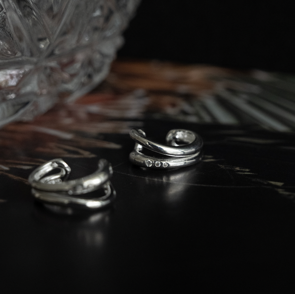 EARCUFF GABRIELE PLATEADO