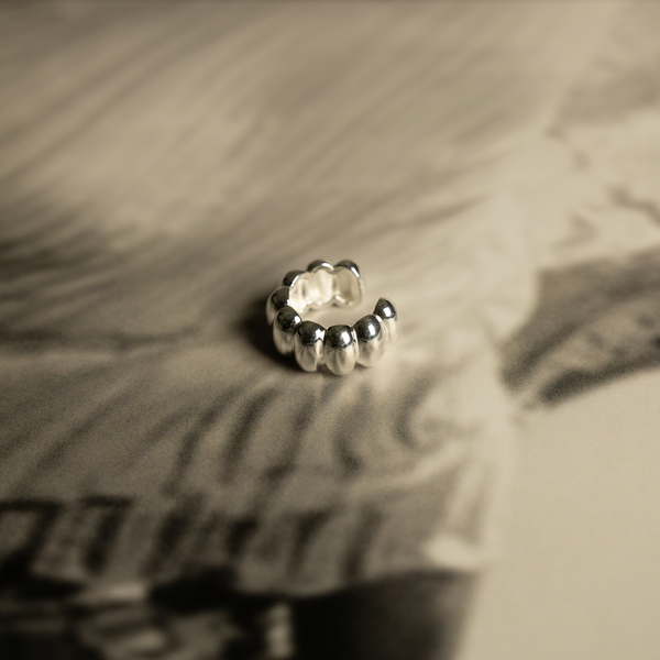 EARCUFF SERRA PLATEADO