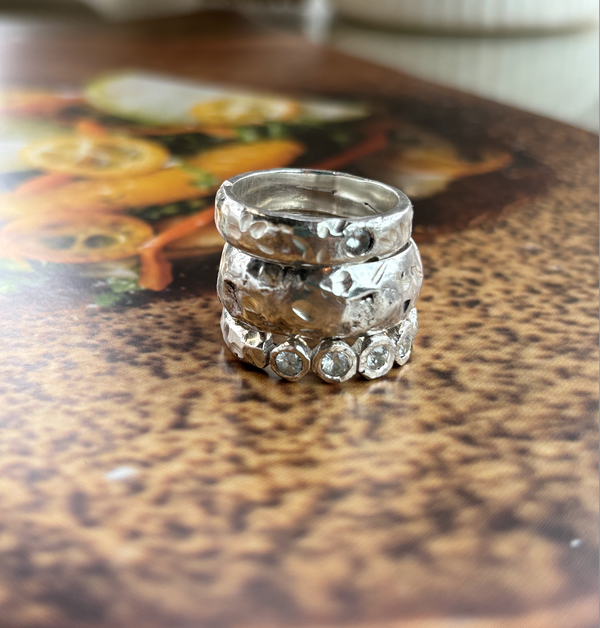 ANILLO GINO 3 PIEDRAS