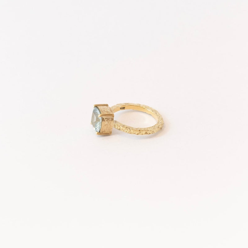 ANILLO NICOLETTA AGUA MARINA CUADRADA