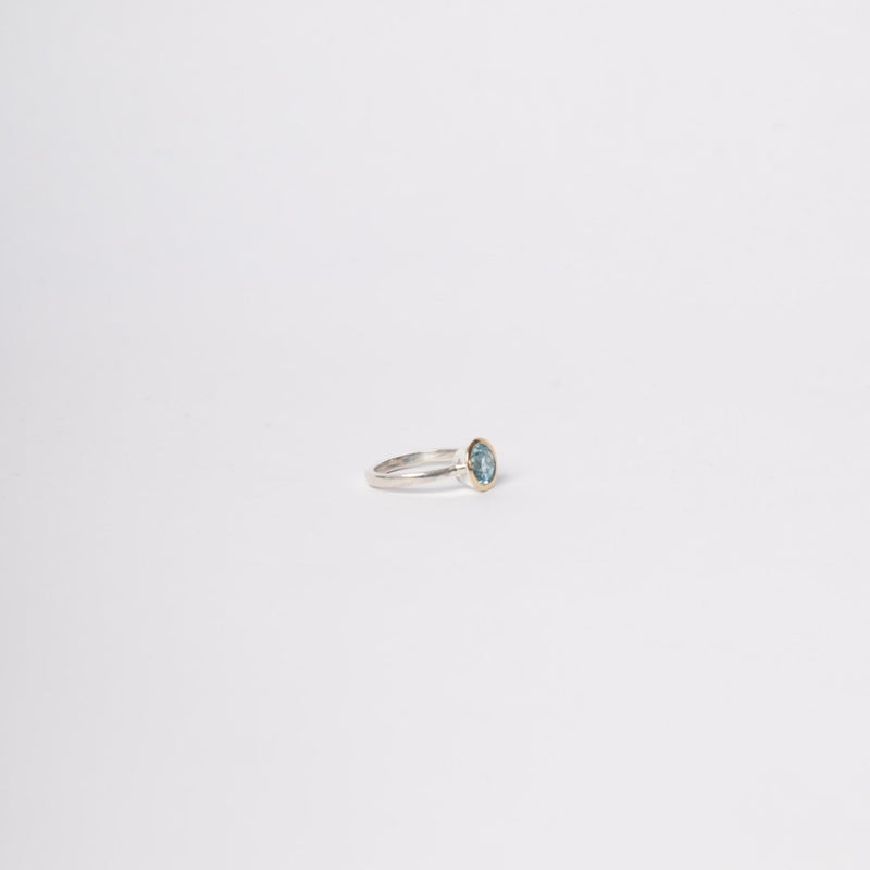 ANILLO SIBARI TOPACIO AZUL REDONDO GRANDE ( PRE ORDER)
