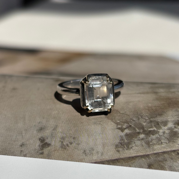 ANILLO TOPACIO BLANCO