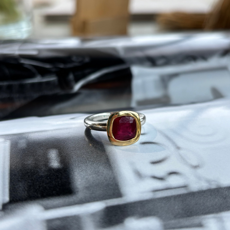 ANILLO SILVESTRI RUBI