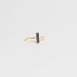 ANILLO PIETRE NERE ENCHAPADO EN ORO